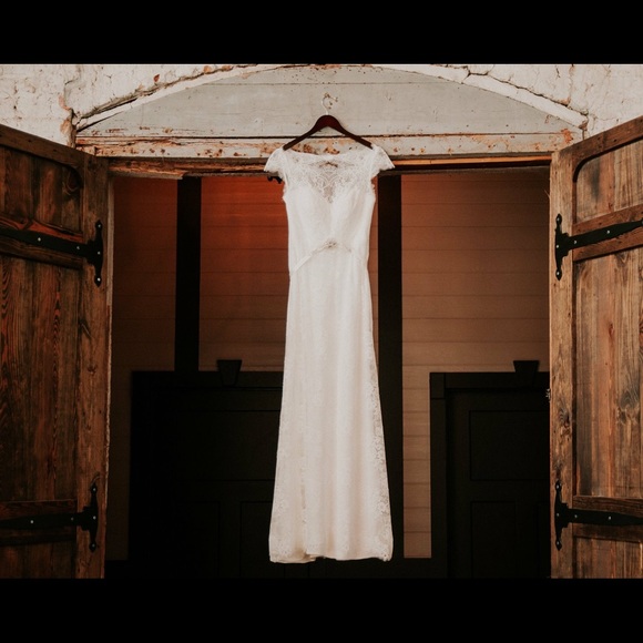 Stella York 6043 Wedding Sheath Dress - Picture 4 of 6